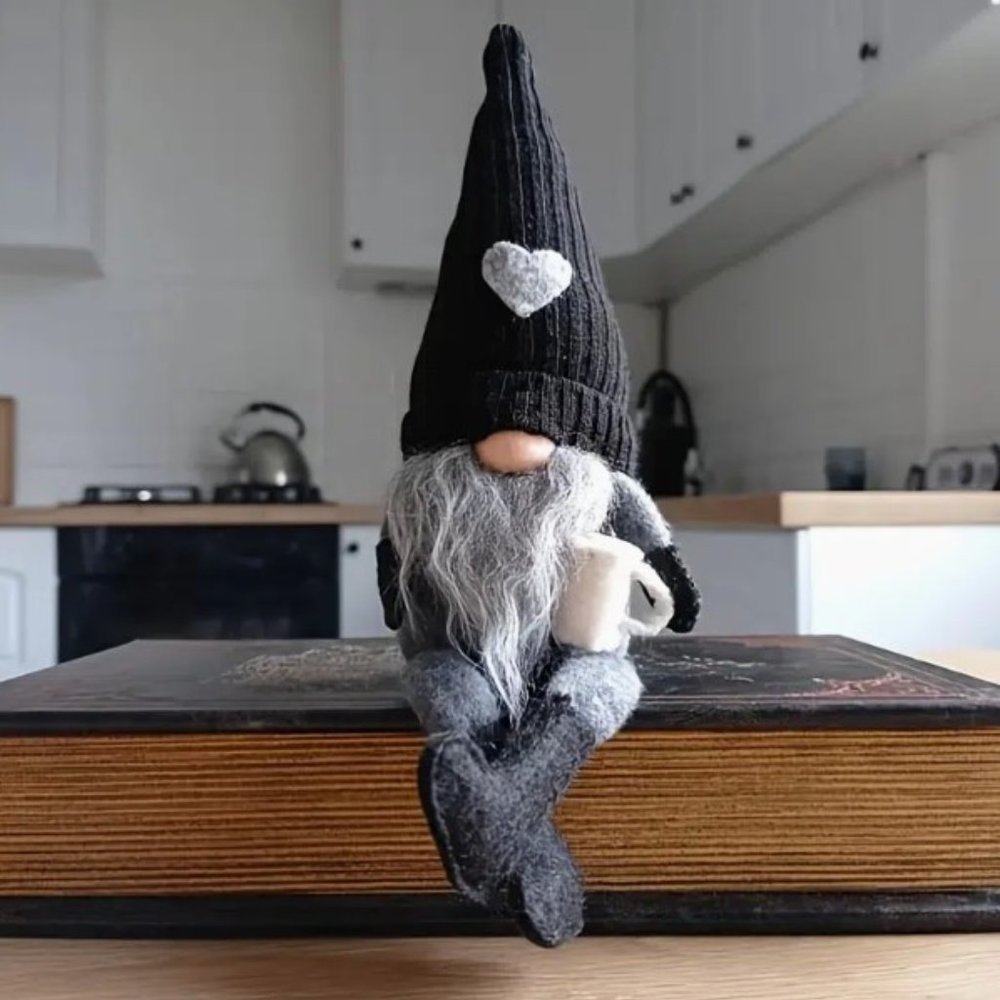 Goth gnome